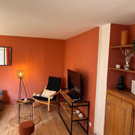 Appartement Un Cocon Au Coeur De La Champagne Avec Parking à Épernay Extérieur photo